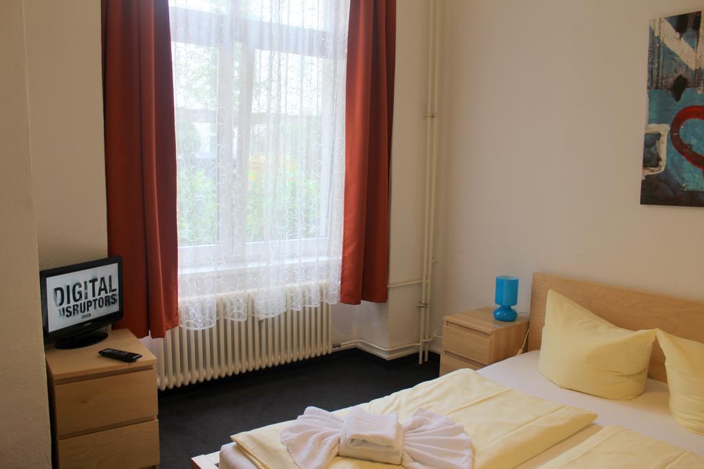 Pension Central Hostel برلين المظهر الخارجي الصورة